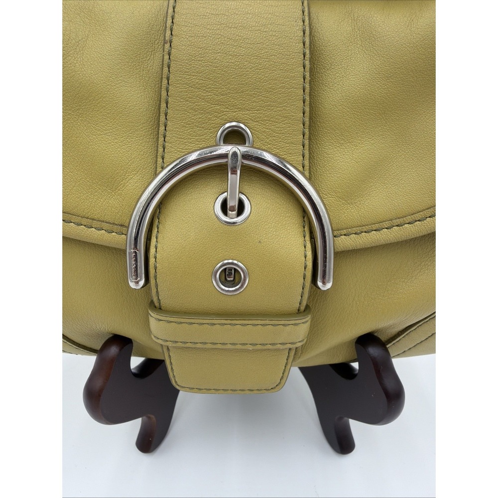 Rare Coach Vintage SMALL 9247 Lime Green Soho Y2K Leather Shoulder Bag - Picture 2 of 13